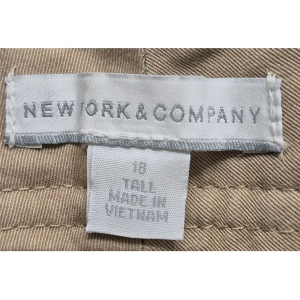 New York &‎ Company women's khaki flat front chino pants sz. 18 tall Cotton